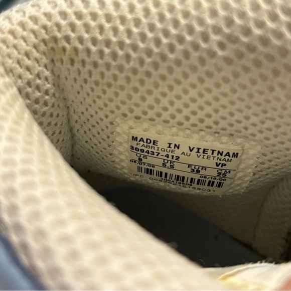 Vintage Nike Dunk High ‘Reverse UNC’ Women’s - Picture 7 of 7